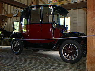 1914 Rauch & Lang Electric Car