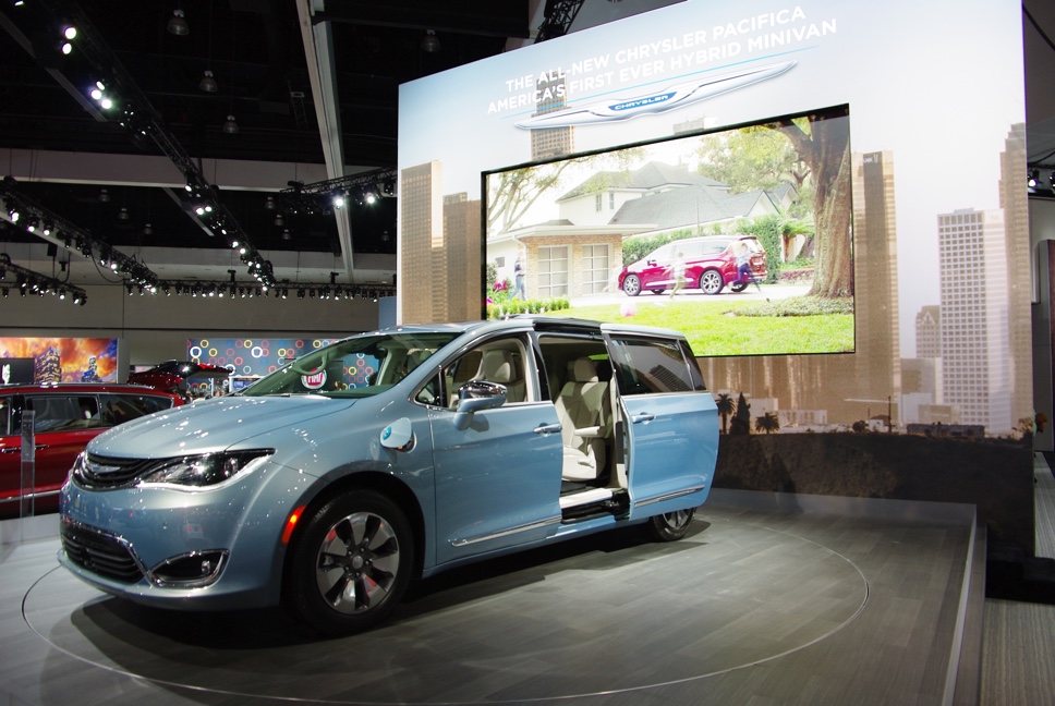 Chrysler Pacifica PHEV