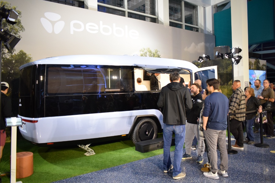 Pebble self-powered trailer