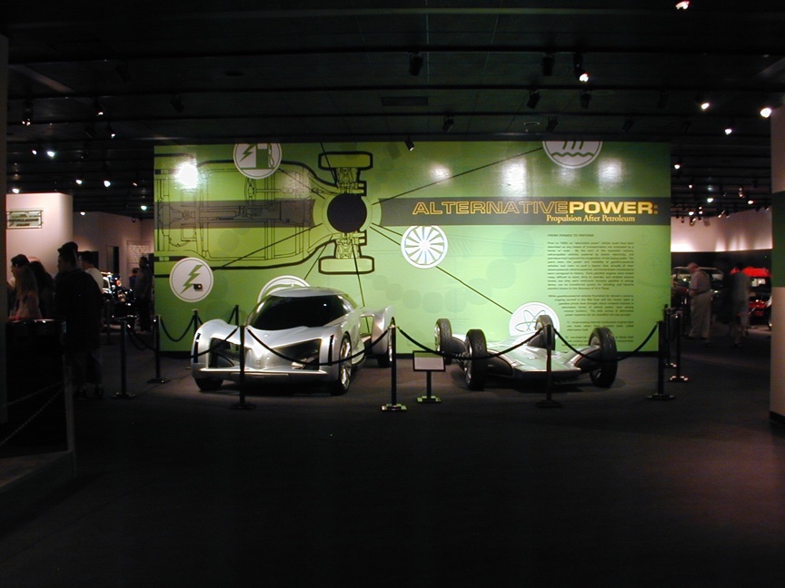 GM Autonomy FCV and skateboard