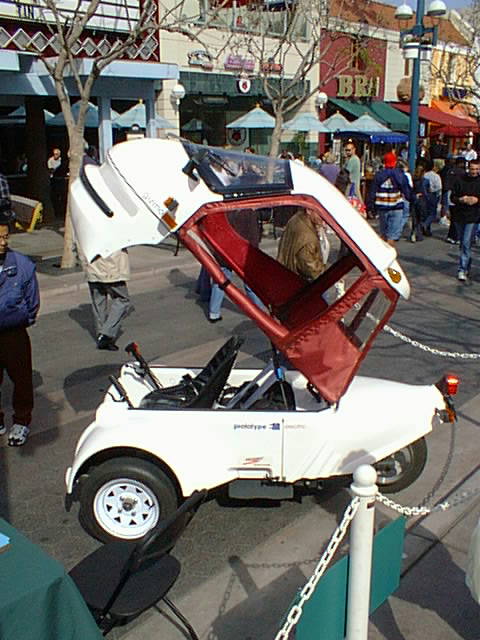 Gizmo from Neighborhood EV Company