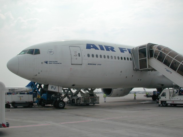 Airliner at Paris
