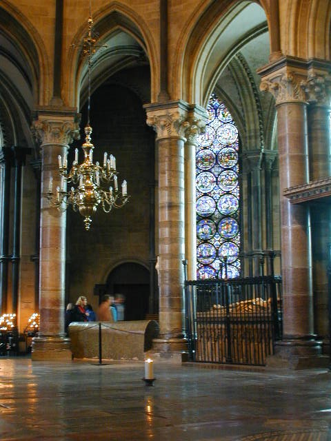 Candle at site of St. Thomas' shrine