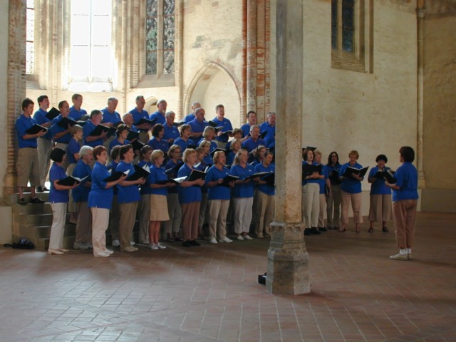Singing at Les Jacobins
