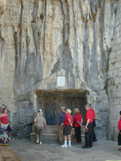 Location of discovery of St. Amadour's body