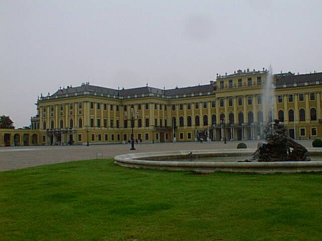 Sch&ouml;nbrunn Palace